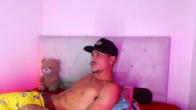 Angel_foxc13 webcam
