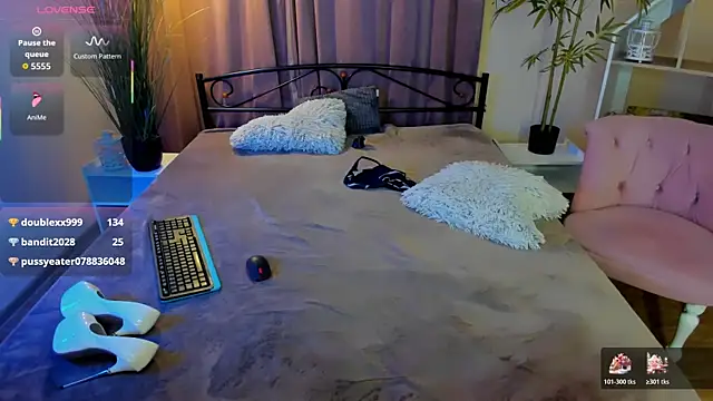 NicoletteRose_ webcam