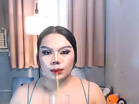 TSbrianaHugeCock webcam