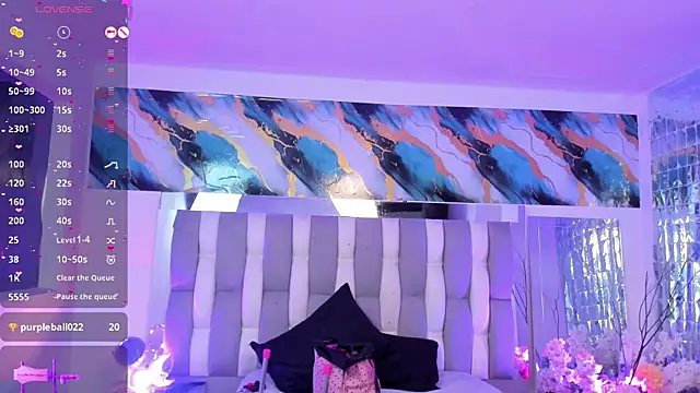 IsaDiiaz live cam on StripChat
