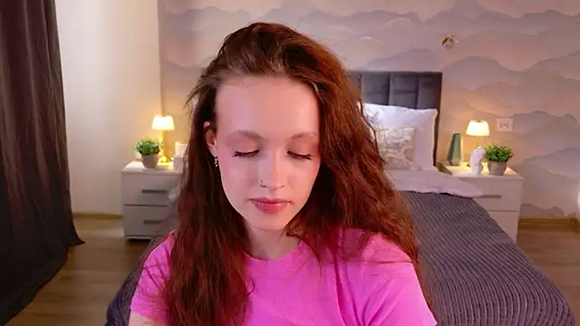 SallyPinkman webcam