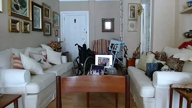 claudia webcam