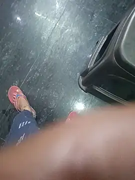 Aafreen_36 webcam