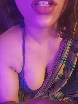 callmeshreya webcam