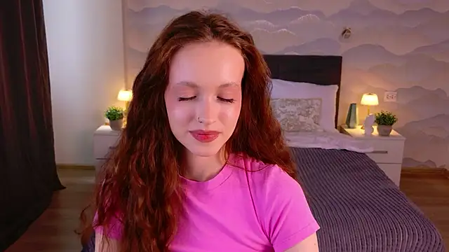 SallyPinkman webcam