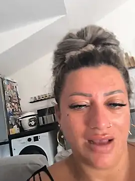 NinaRicci1518 webcam