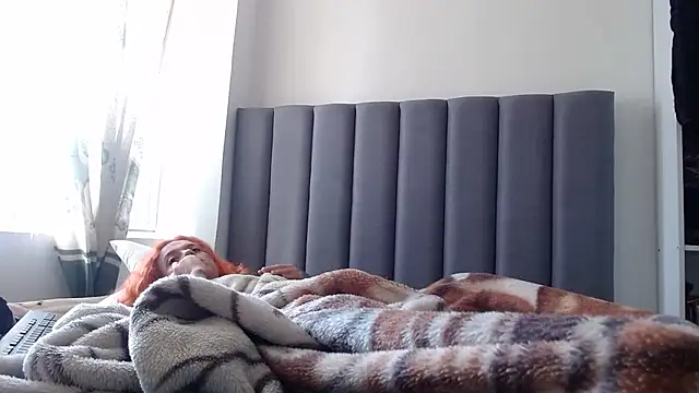 saara_johnson496 webcam