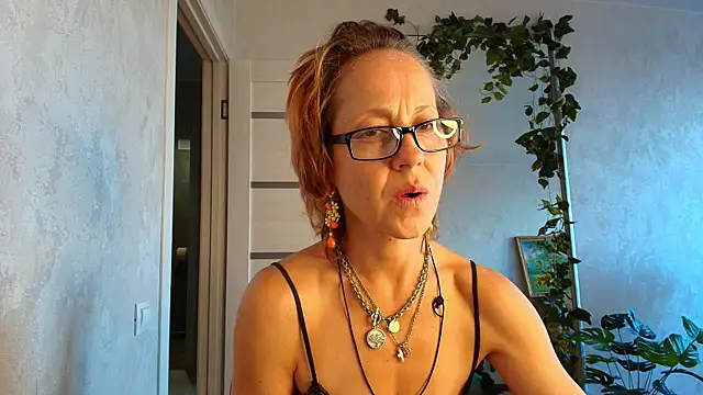 LioraWeiss webcam
