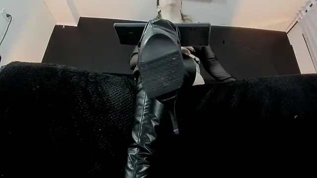 _Jade_16 webcam