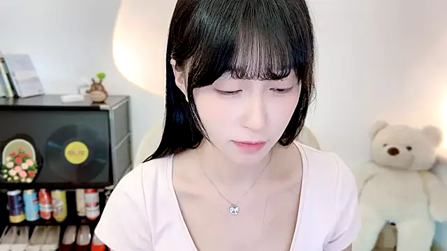 Onechestnut webcam