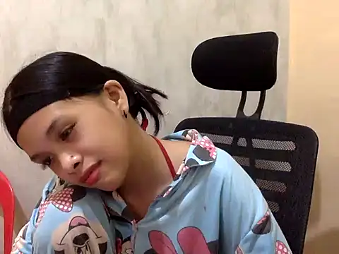 Sexyasianlady19 webcam