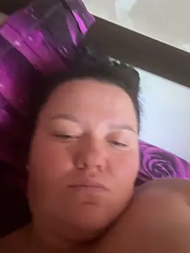 SunnyLeila2101 webcam