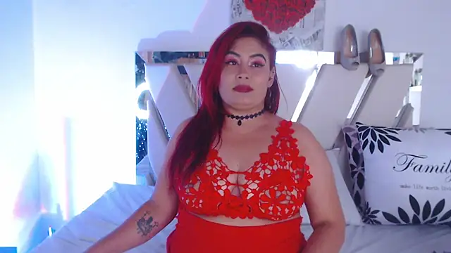Amara_Red webcam