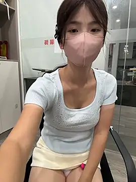 gougou13 webcam