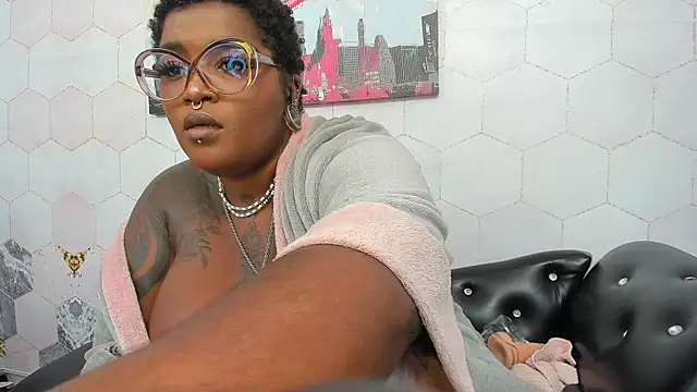 Anaa_Fuentess webcam