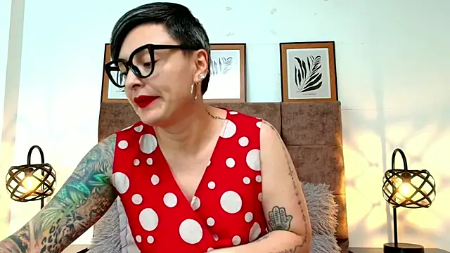 kat_paradise webcam
