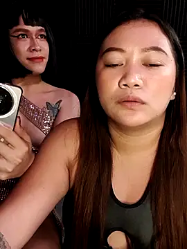 FinayNewestSensation webcam