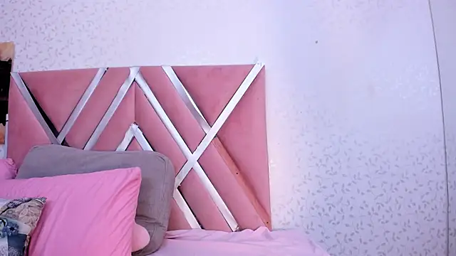 victoriavelazquez webcam