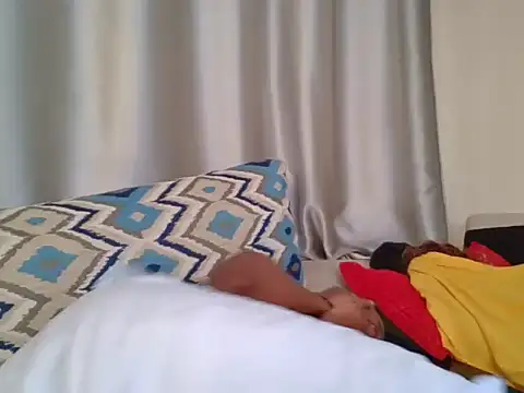 Creamybunnny webcam