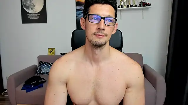BrutusK08 webcam