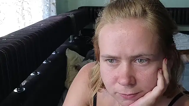 Riley_Roo webcam