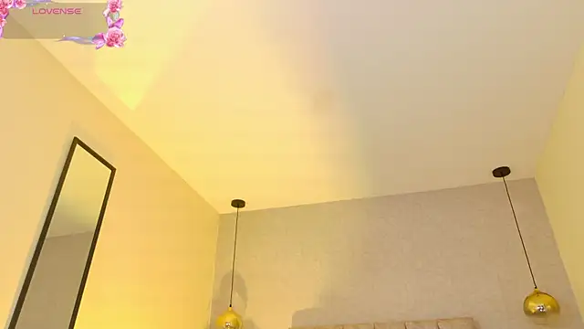 april_rousse webcam