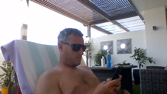 Londonlad818 webcam