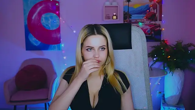 AliceSilvia_ webcam