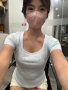 gougou13 webcam