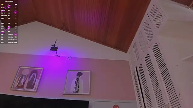 elodie_walker webcam