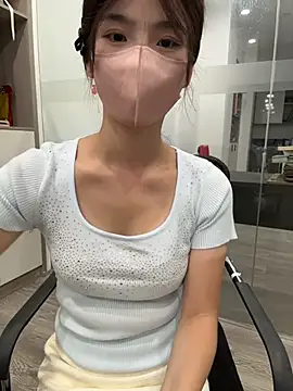 gougou13 live sex cam