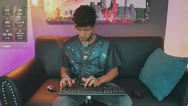 Maximoking26 webcam