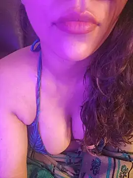callmeshreya live cam