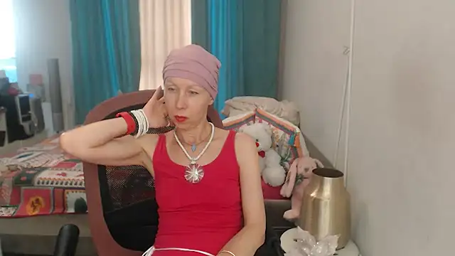 LuxuryNika webcam