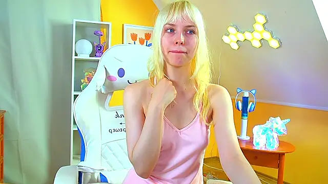 HannahHollis live cam on StripChat