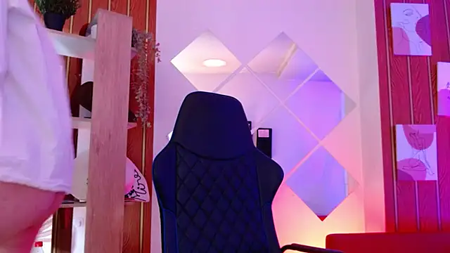 milfsecret69 webcam