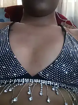 KHLOE_HILTON webcam
