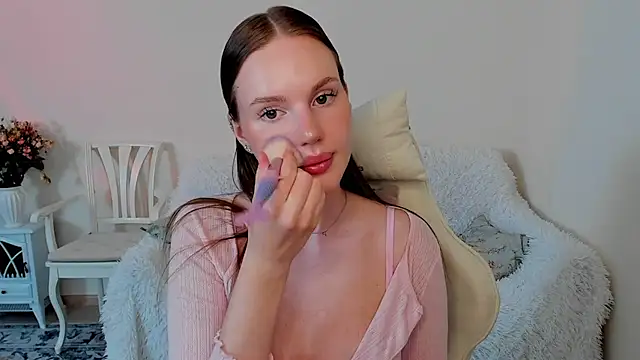 MishkaMe webcam