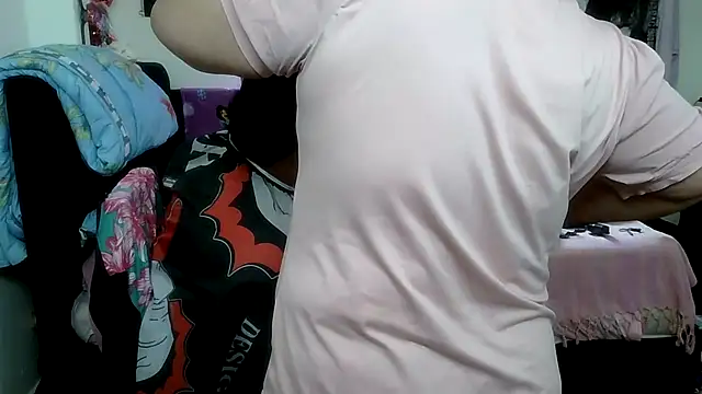 Boycuriousxxx webcam