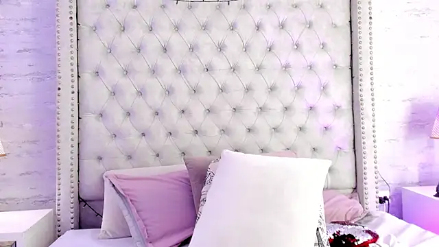 Pamelamiler__ webcam
