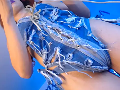 Queen_Charlotte_Hots webcam
