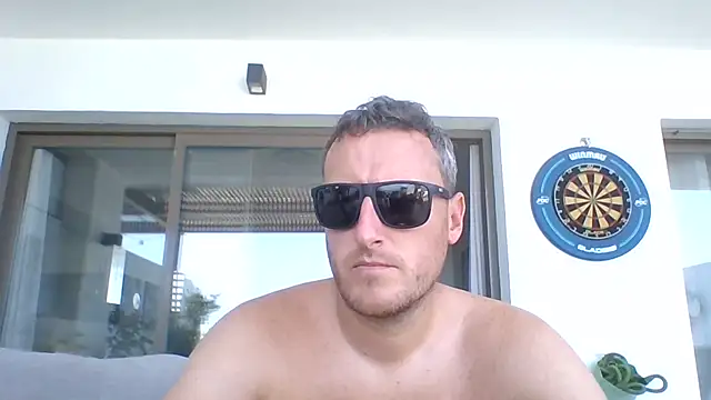 Londonlad818 webcam