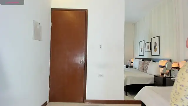 Lexis_Walker webcam