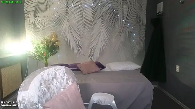 Dr_Mireille webcam