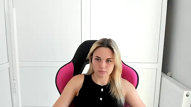 Emma_starrs_ webcam