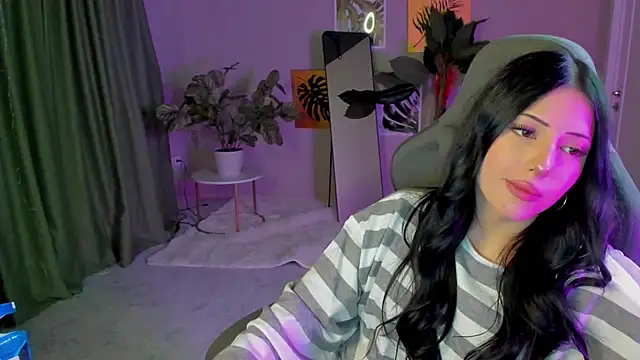 DianaRayyy webcam
