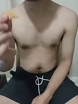 Urvirginboyxx webcam