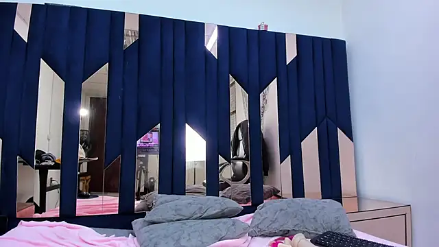 Ivy_Aura webcam