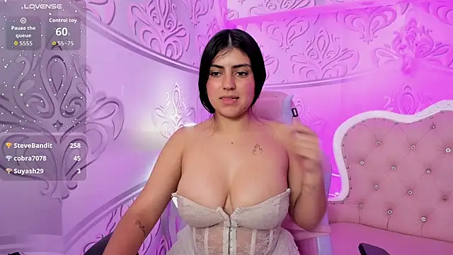 MishRaven webcam
