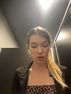 Mia_M69